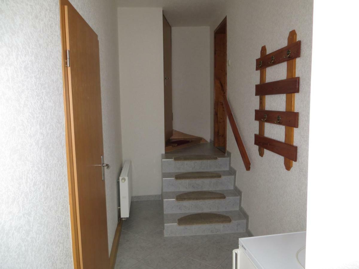 Ferienwohnung & Zimmervermietung Wolf Bad Frankenhausen/Kyffhäuser Esterno foto